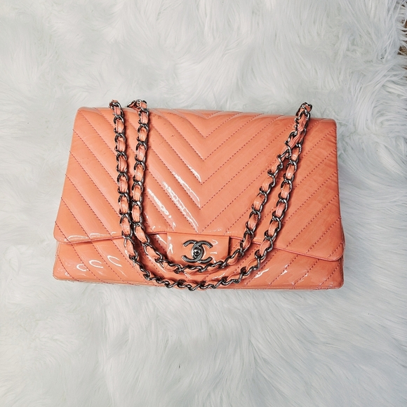Chanel Salmon Orange Jumbo Chevron Patent Silver Hardware - Picture 10 of 10